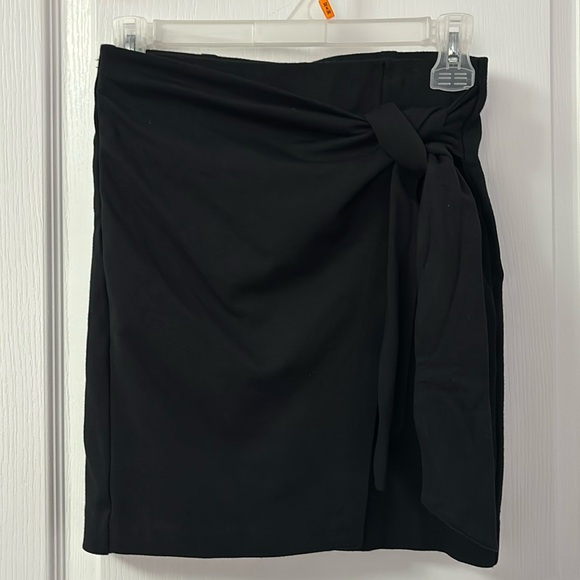 Dynamite Wrap Skirt (Size Small) - Picture 1 of 1